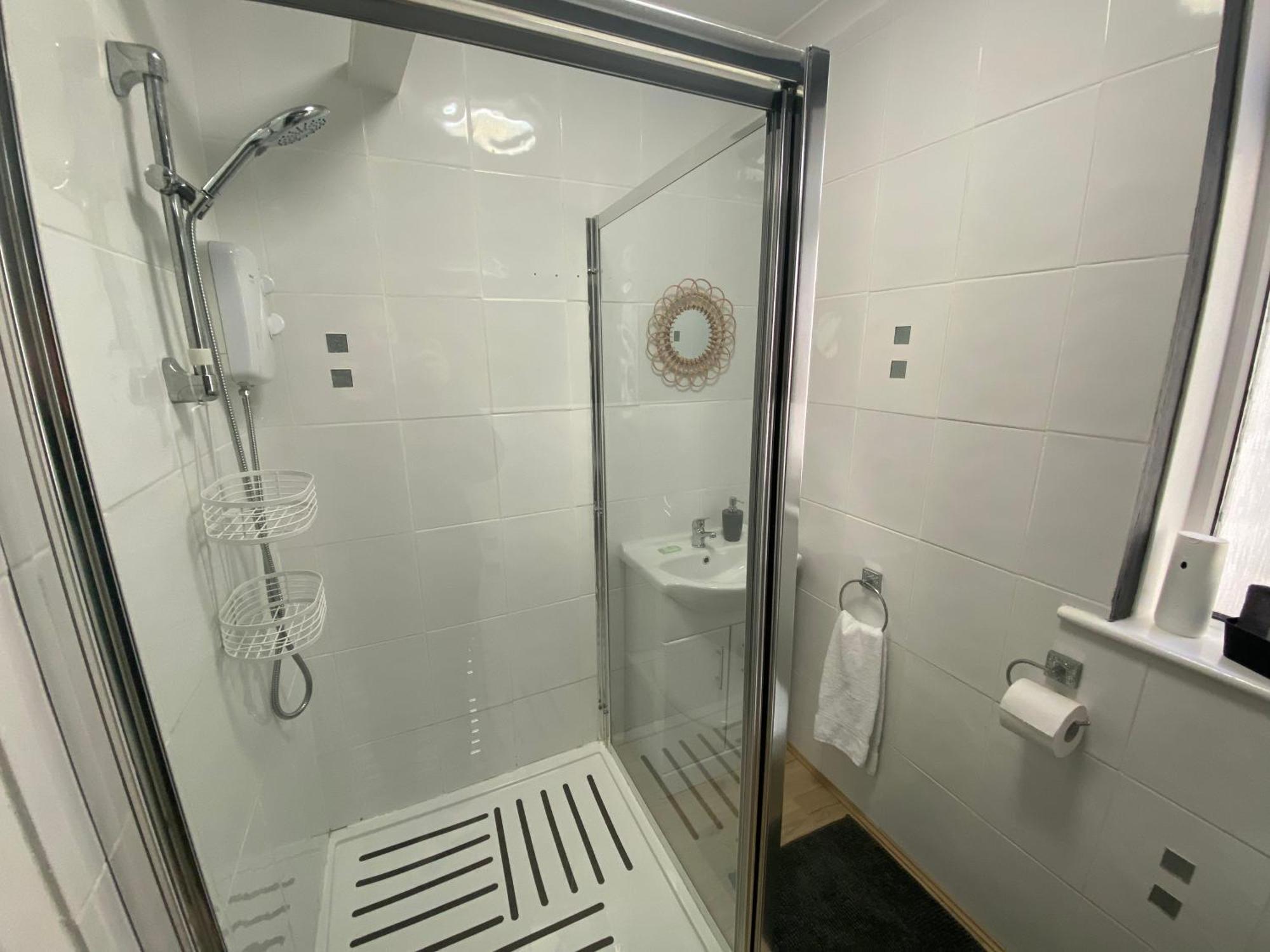 Peacock Guest House Ларгс Екстериор снимка